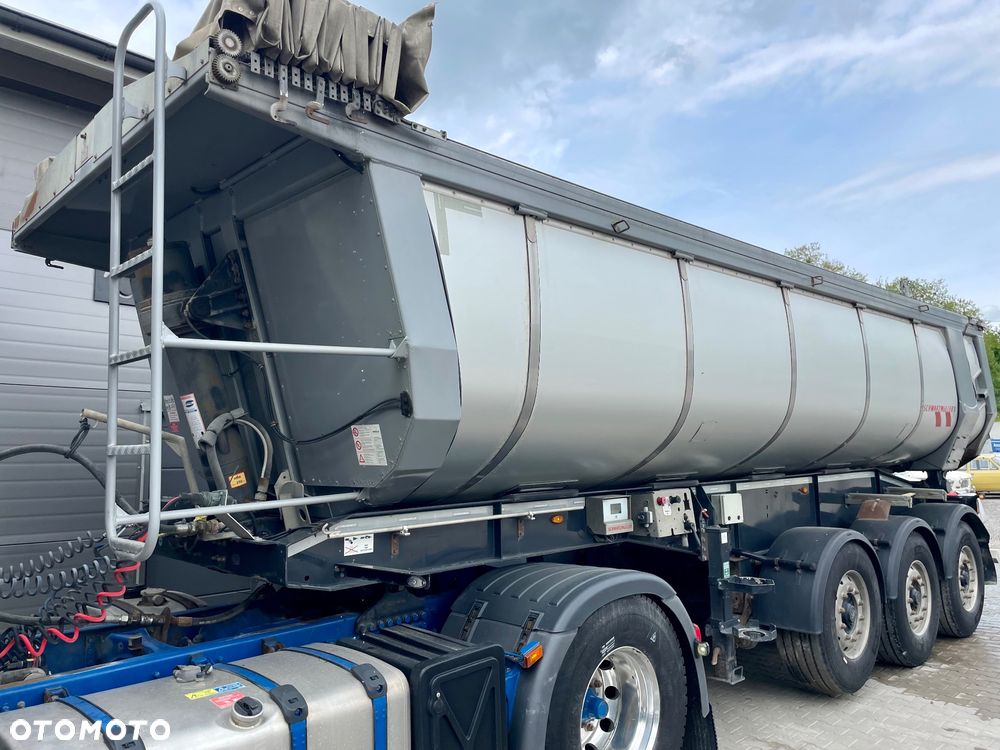 Schwarzmuller K-Serie - 17