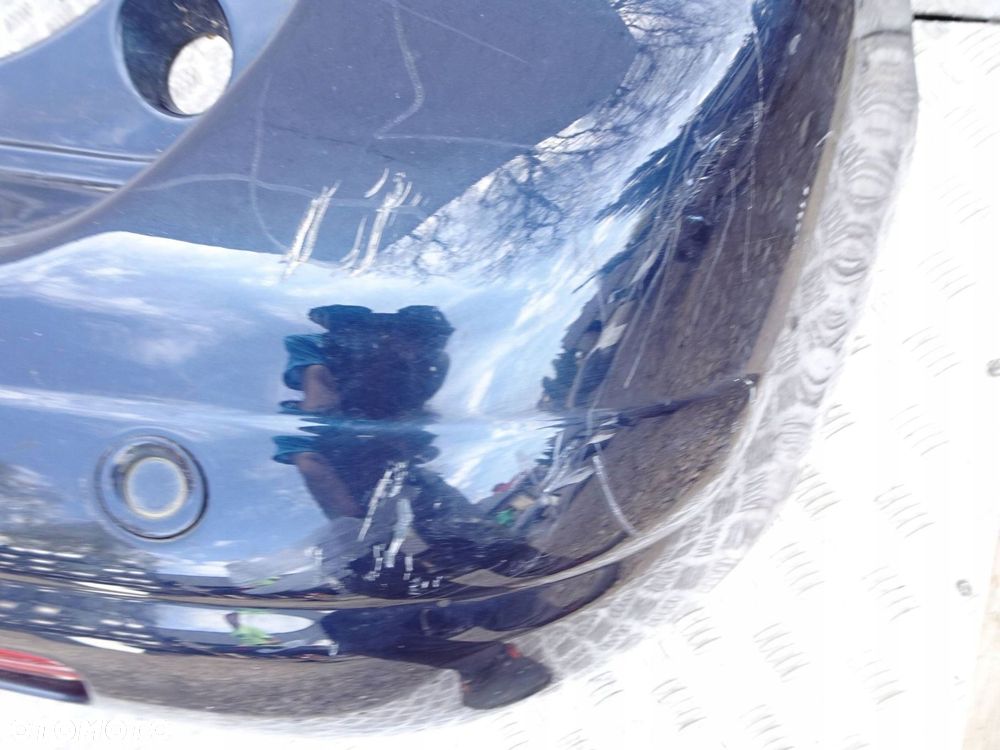 zderzak tył peugeot 5008 09-12r., z pdc - 4