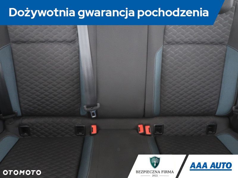 Volkswagen Polo - 11