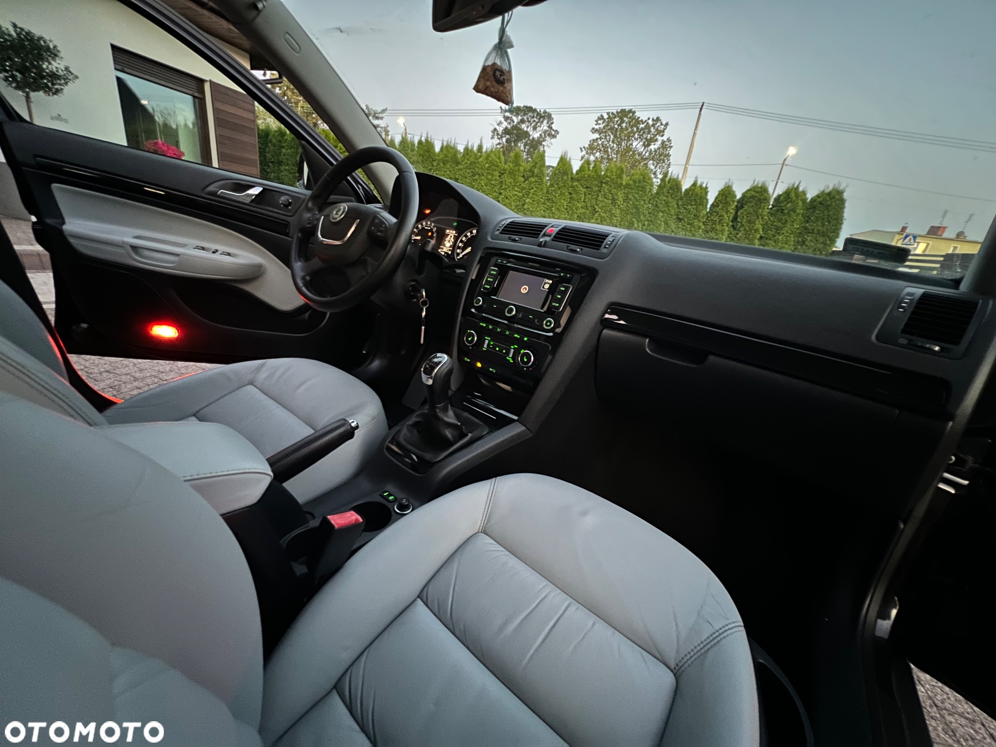 Skoda Octavia 2.0 TDI DPF L&K - 29