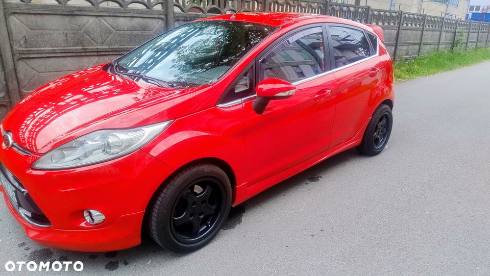 Ford Fiesta - 2