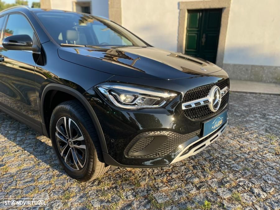 Mercedes-Benz GLA 180 7G-DCT Progressive - 2