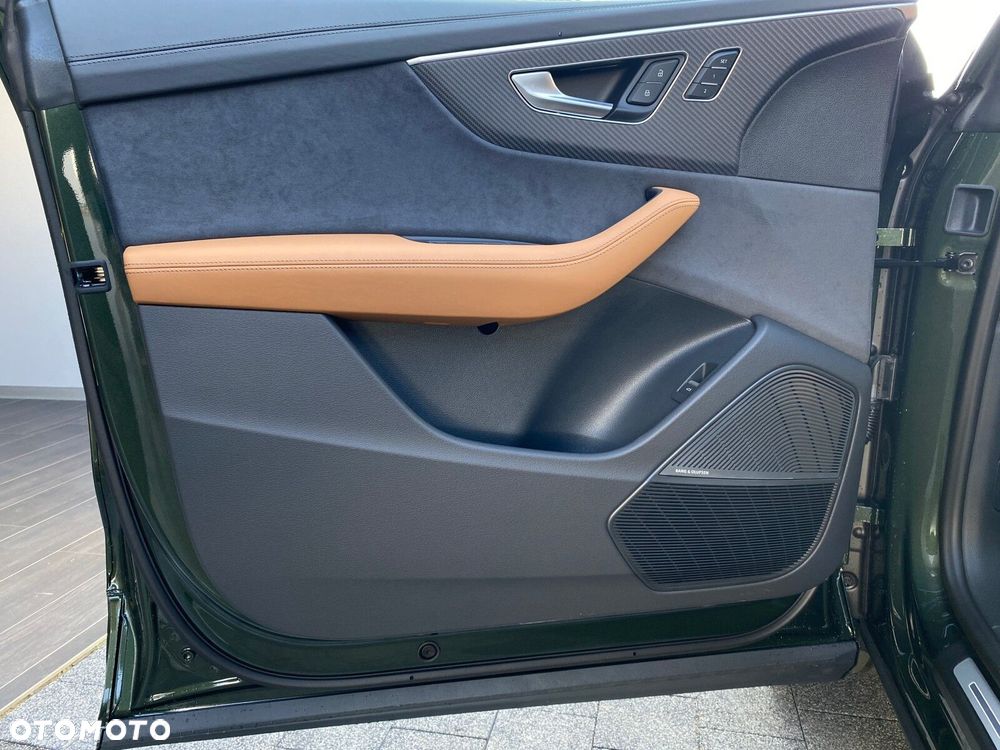 Audi RS Q8 - 13