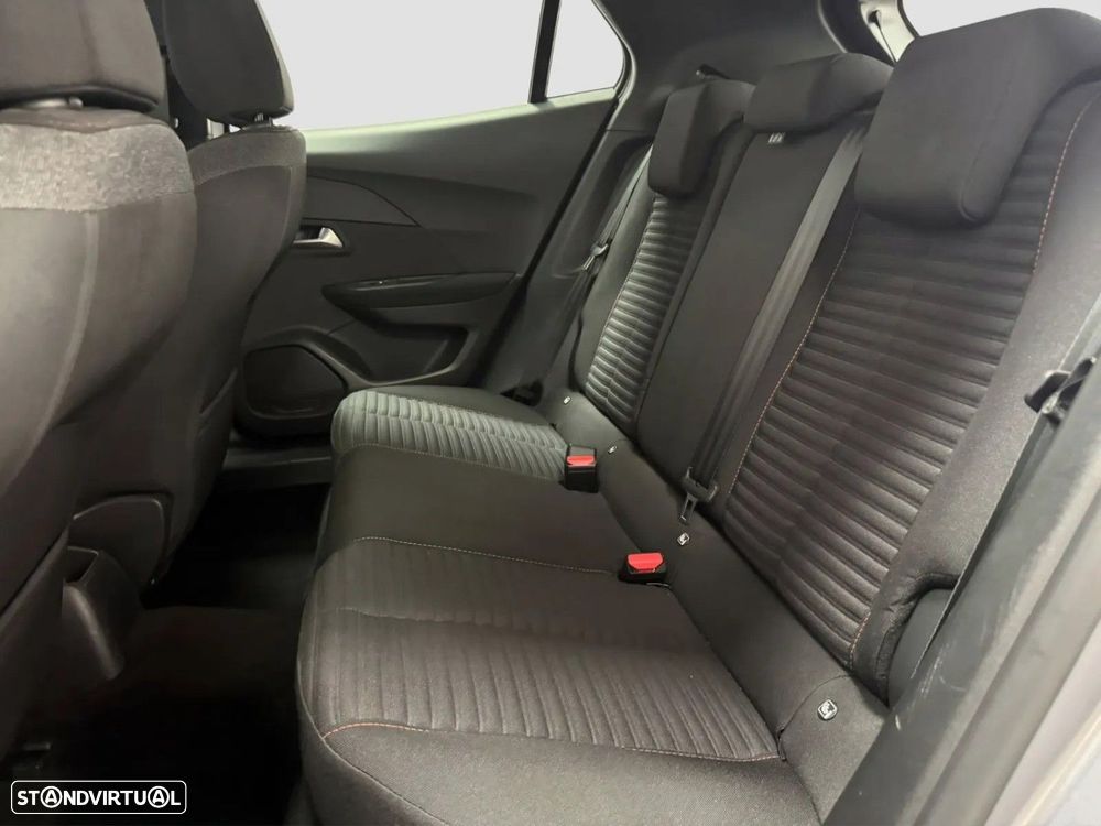 Peugeot 2008 - 11