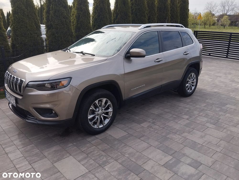 Jeep Cherokee - 3