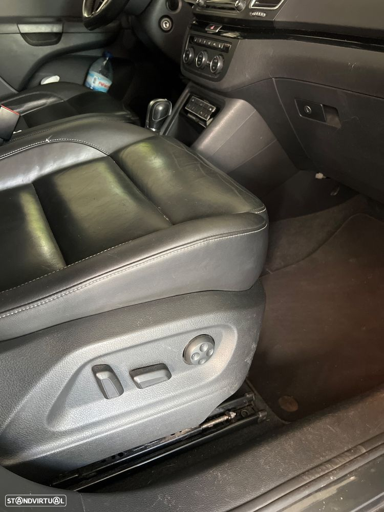 VW Sharan - 14