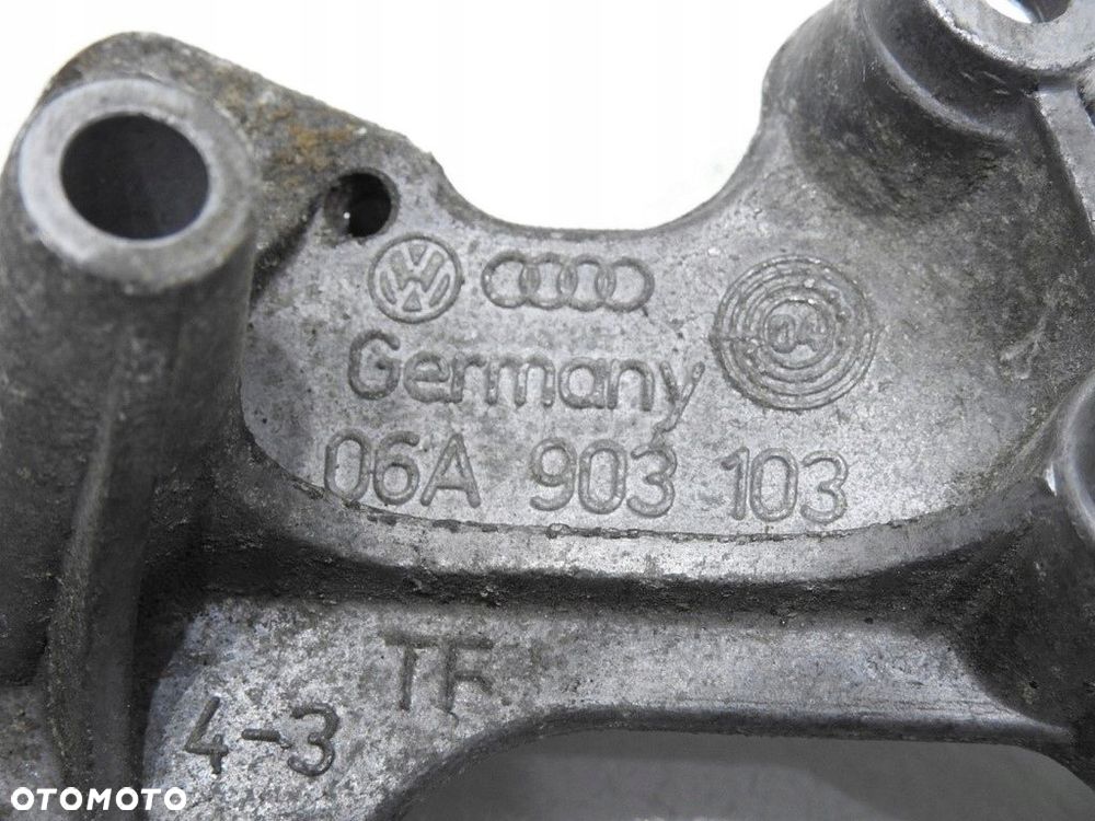 ŁAPA MOCOWANIE CEWKI VW GOLF V 1.6 8V - 6