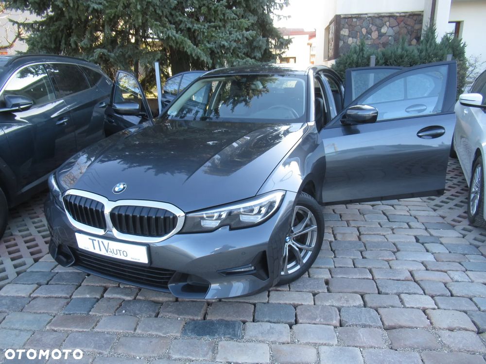 BMW Seria 3 320d MHEV Sport Line - 39