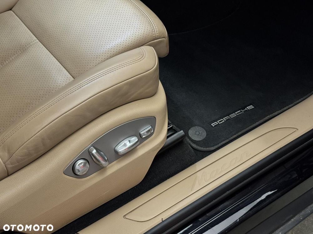 Porsche Macan Standard - 27