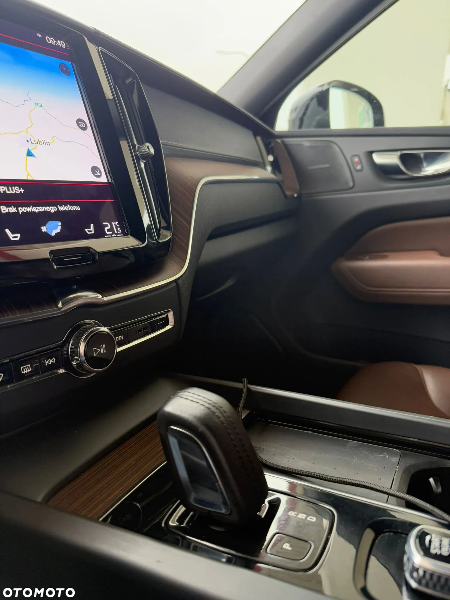 Volvo XC 60 T8 AWD Plug-In Hybrid Inscription - 8