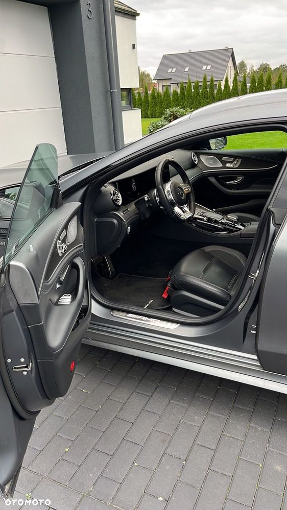 Mercedes-Benz AMG GT 43 4-Matic+ - 3