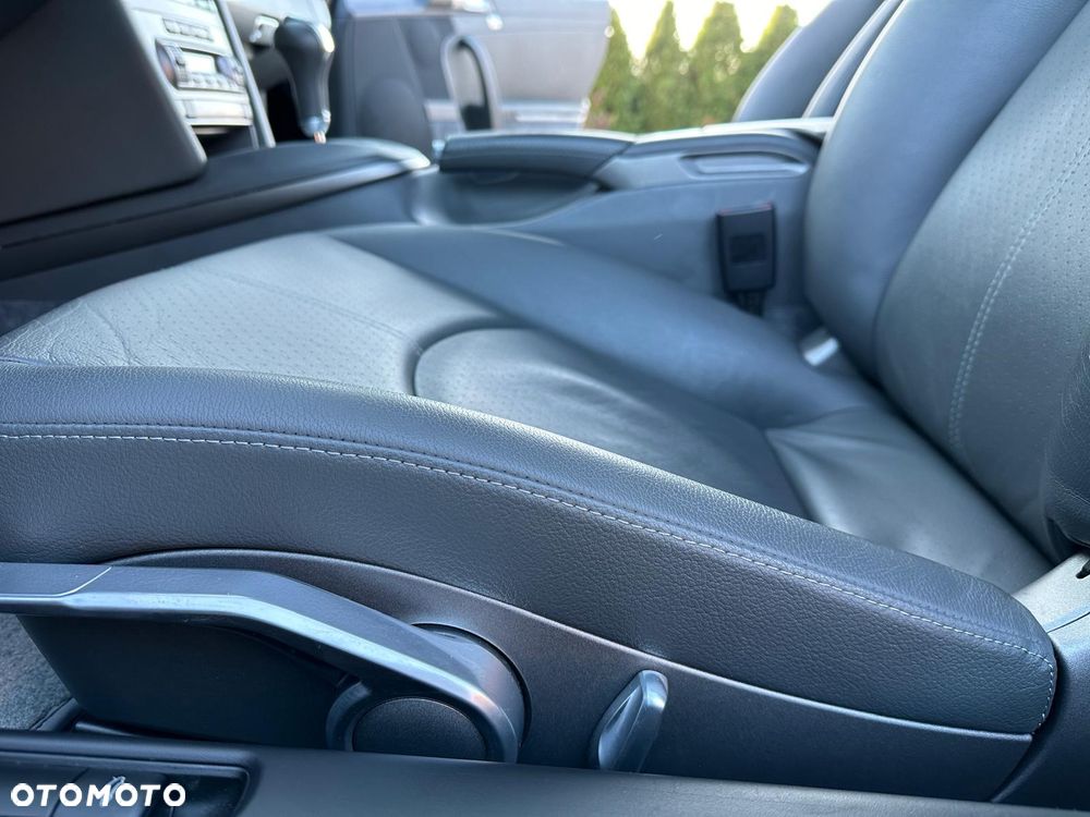 Porsche 911 Carrera Tiptronic S - 25