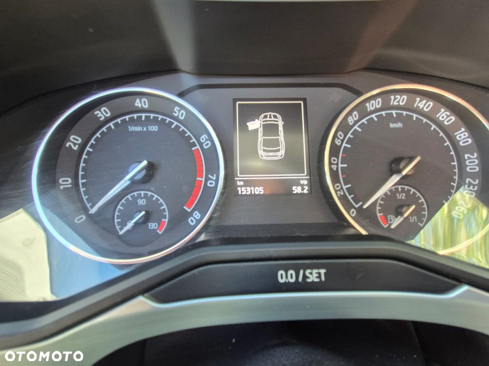 Skoda Superb 1.8 TSI Active - 5