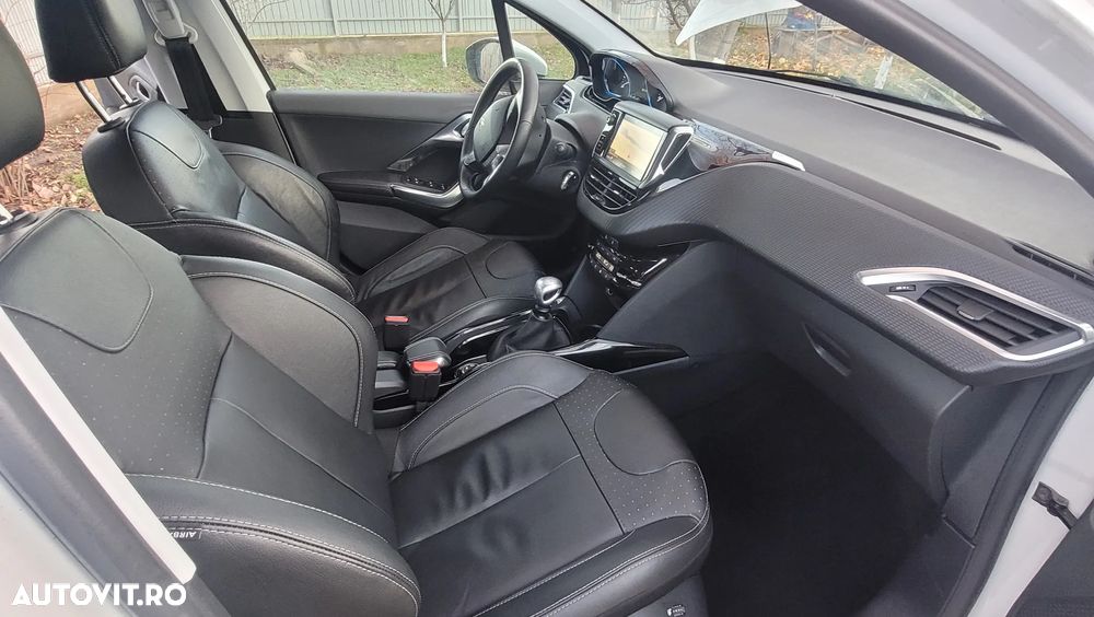 Peugeot 2008 BlueHDi FAP 120 STOP & START Allure - 15