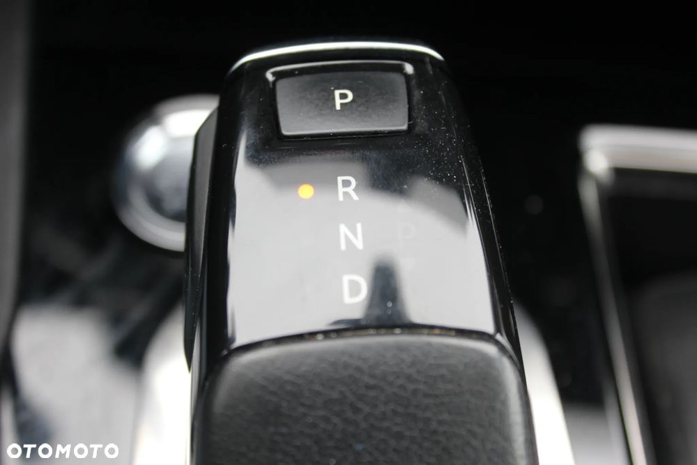 Peugeot 3008 BlueHDi 130 Stop & Start EAT8 Crossway - 27