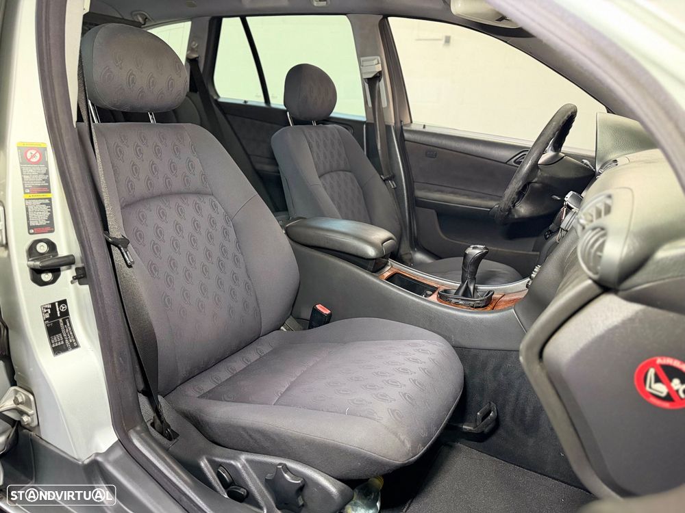 Mercedes-Benz C 220 CDi Avantgarde - 11