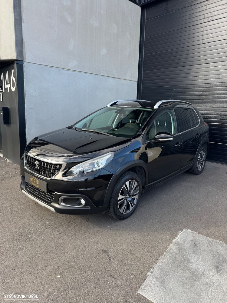 Peugeot 2008 1.2 PureTech Allure - 1