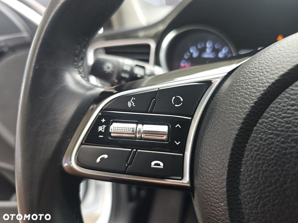 Kia Ceed 1.6 CRDi SCR L - 14
