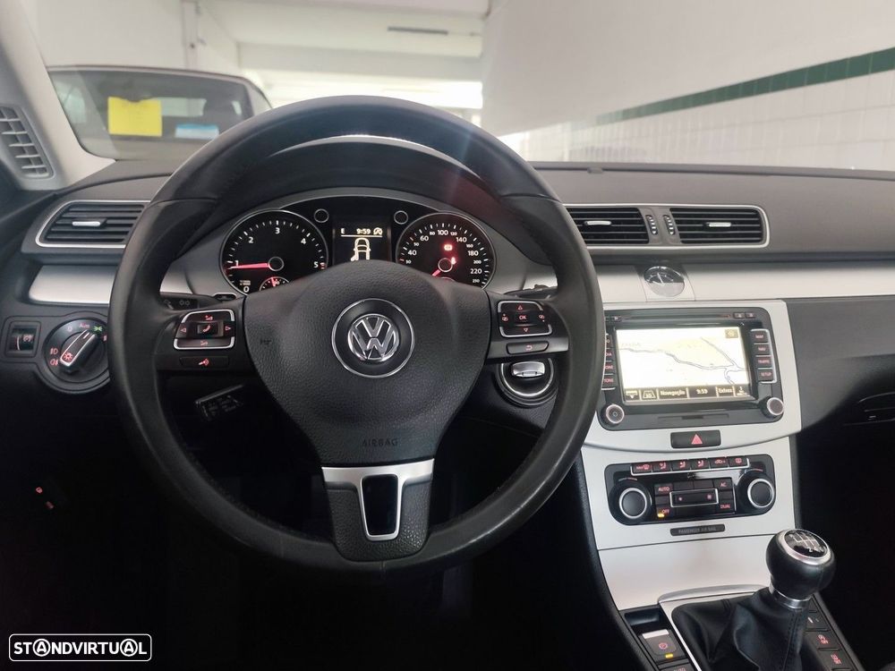 VW Passat CC 2.0 TDi BlueMotion - 13