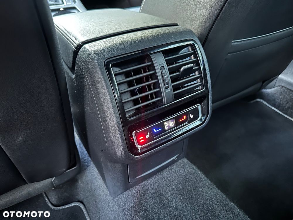 Volkswagen Arteon 2.0 TSI R-Line DSG - 20