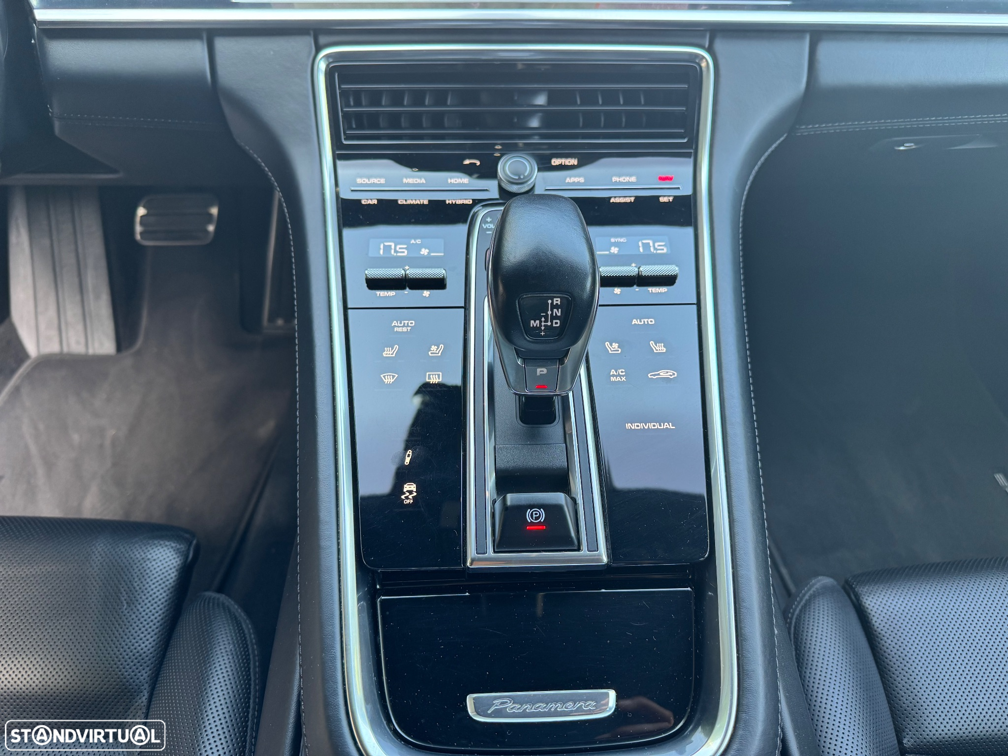 Porsche Panamera Sport Turismo 4 E-Hybrid - 15