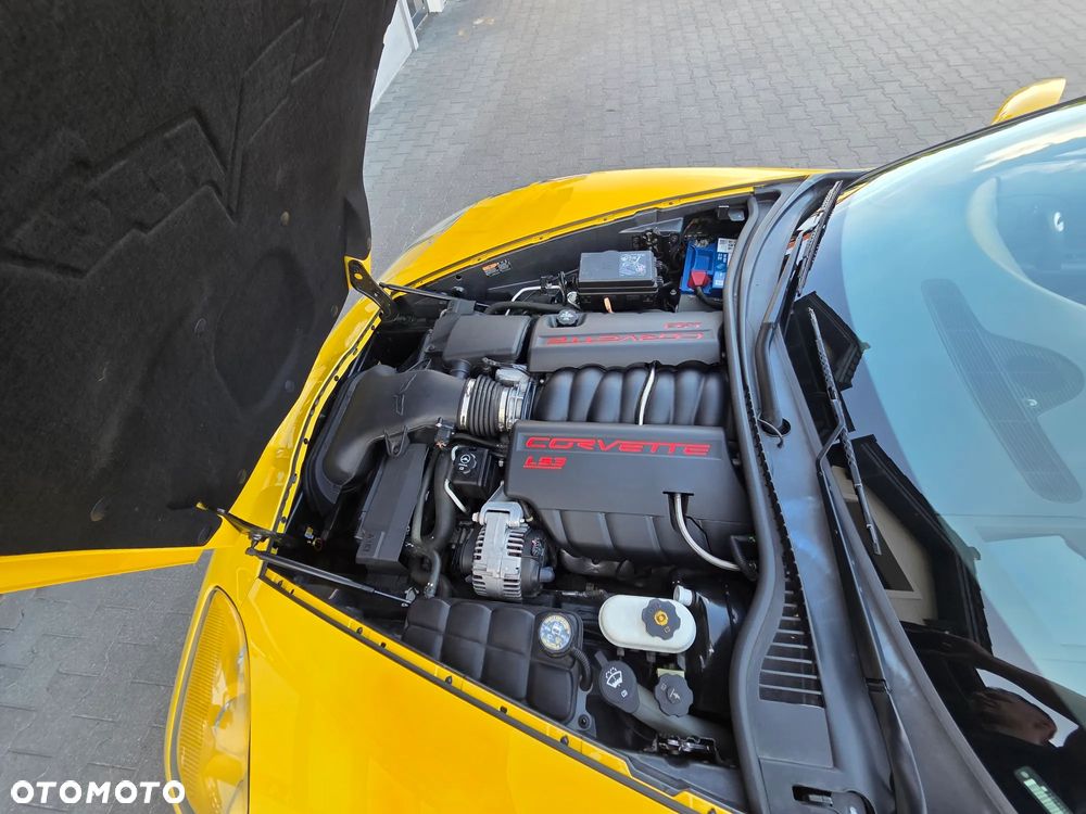 Chevrolet Corvette - 34