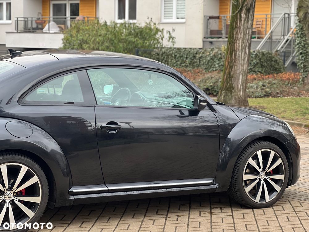 Volkswagen Beetle 2.0 TSI DSG Exclusive Sport - 12