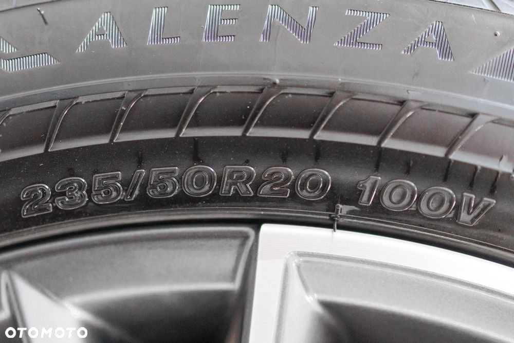 Lexus NX 350h Omotenashi AWD - 28