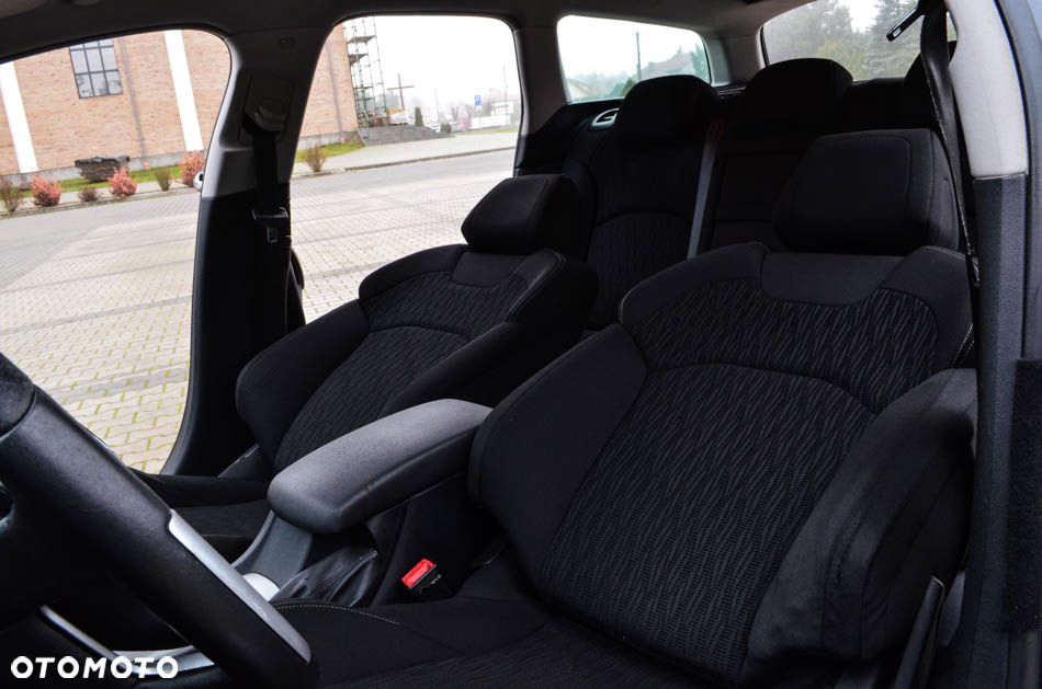 Citroën C5 2.0 HDi Attraction - 33