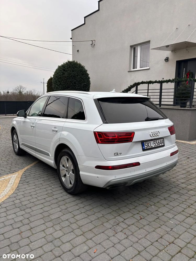 Audi Q7 - 4