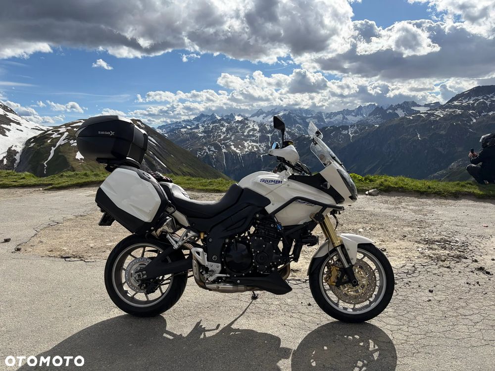 Triumph Tiger - 8