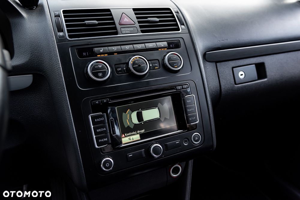 Volkswagen Touran 2.0 TDI DPF DSG Cup - 34