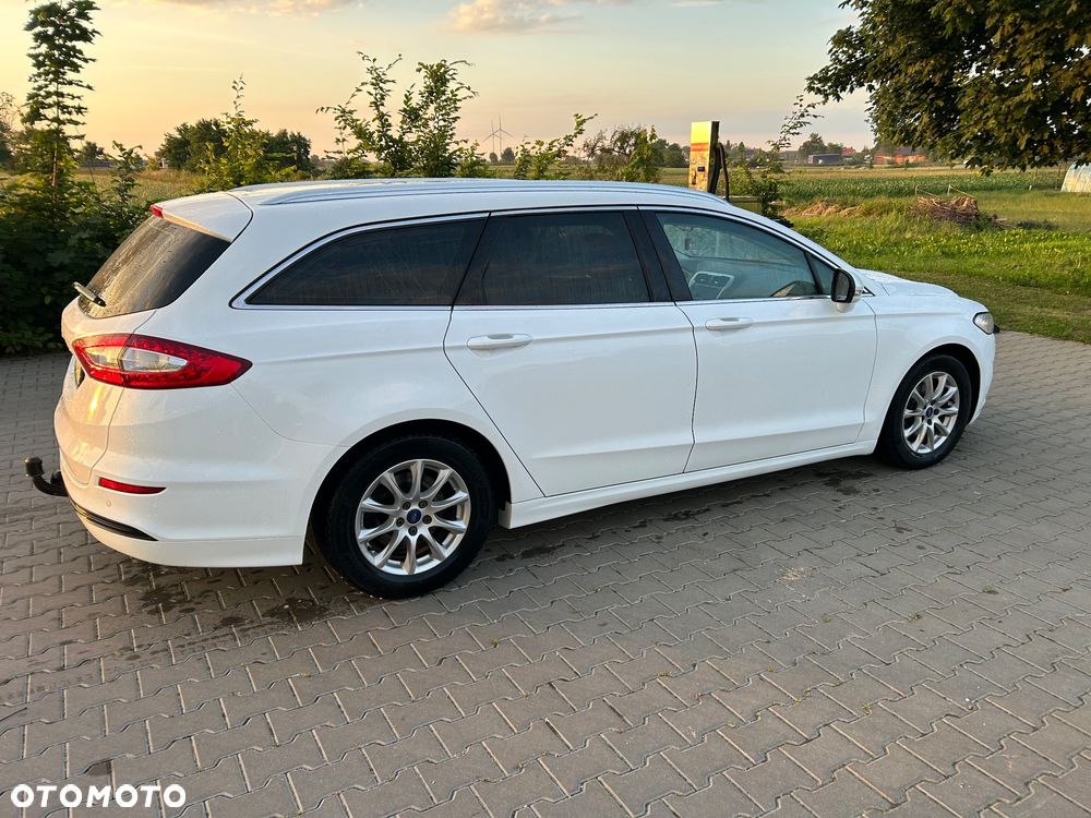 Ford Mondeo 2.0 TDCi Trend PowerShift - 4