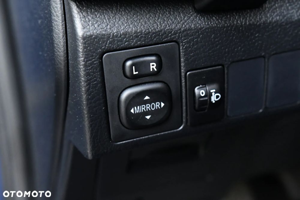 Toyota Auris 1.33 VVT-i Active - 20