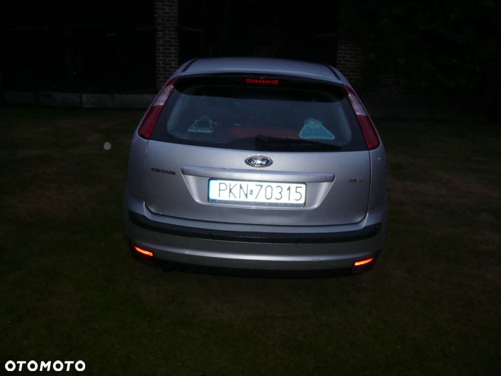Ford Focus 1.6 TDCi DPF Ghia - 2