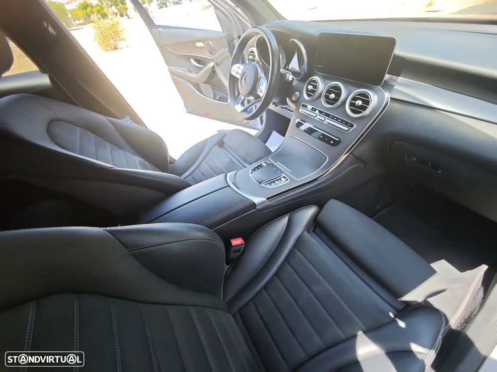 Mercedes-Benz GLC 200 4Matic 9G-TRONIC AMG Line - 9