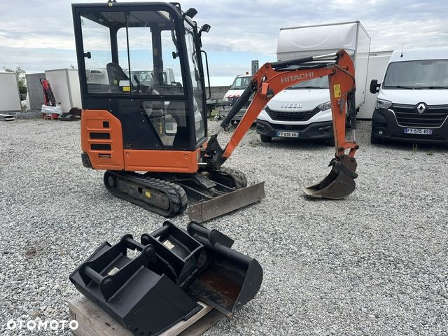 Hitachi ZX-19 nie Kubota Jcb Bobcat - 2