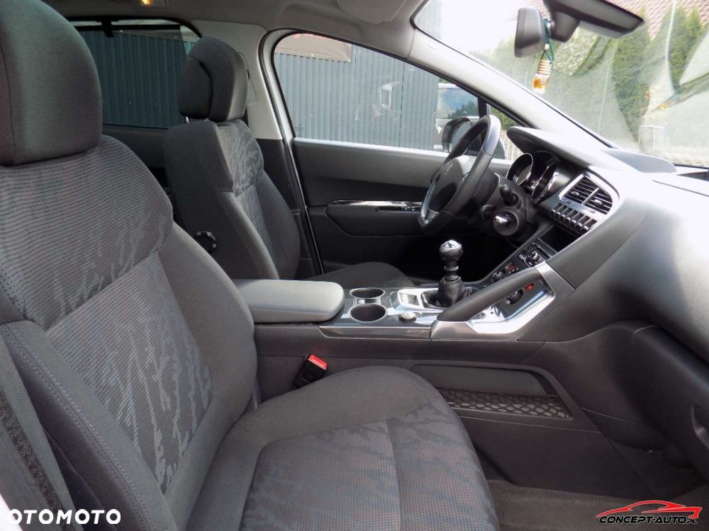 Peugeot 3008 1.6 Premium+ - 18