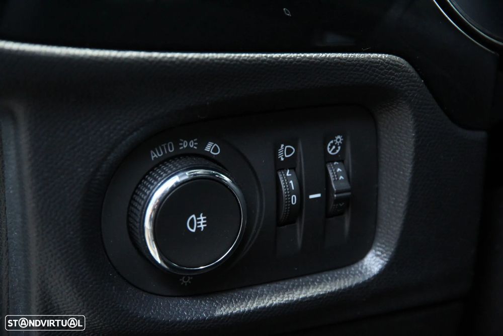 Opel Corsa 1.2 T Yes - 11