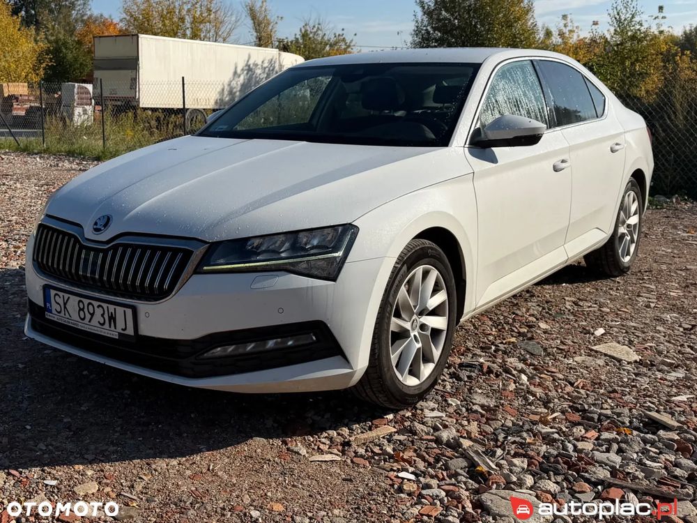 Skoda Superb 2022 photo 3