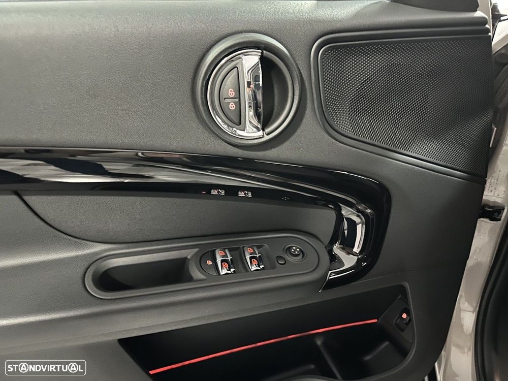 MINI Countryman Cooper SE ALL4 Auto - 20