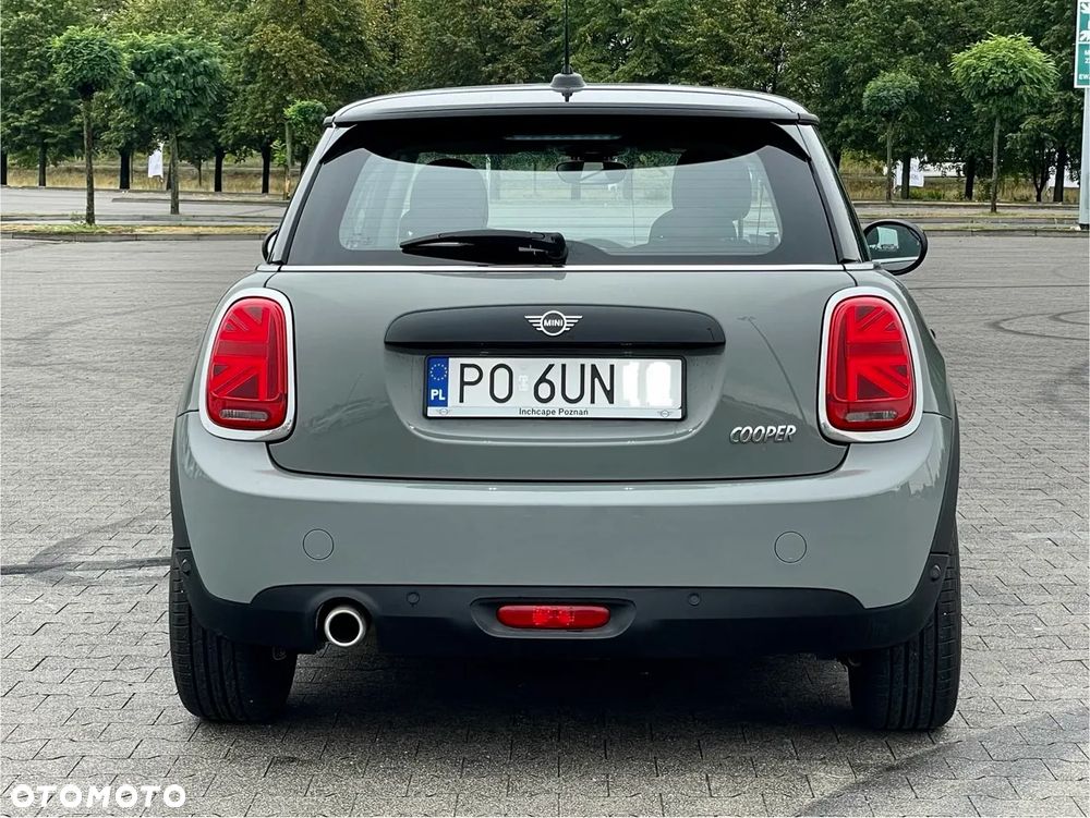 MINI Cooper Standard - 15