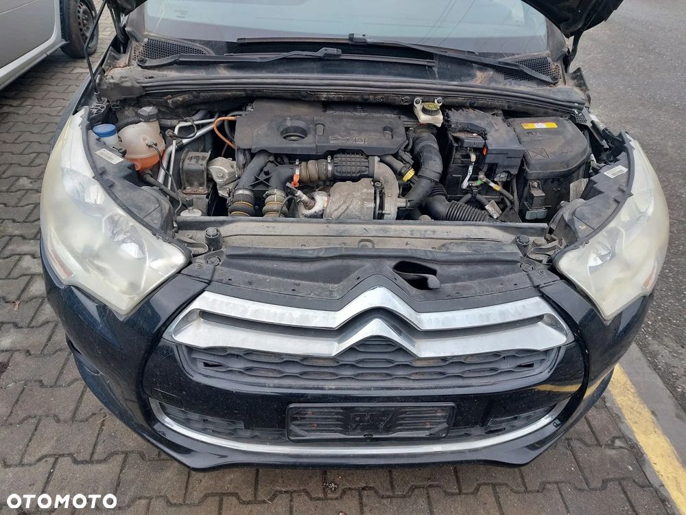 Citroen DS4 I pas przedni kompletny 1.6 e-HDi belka chłodnice - 1