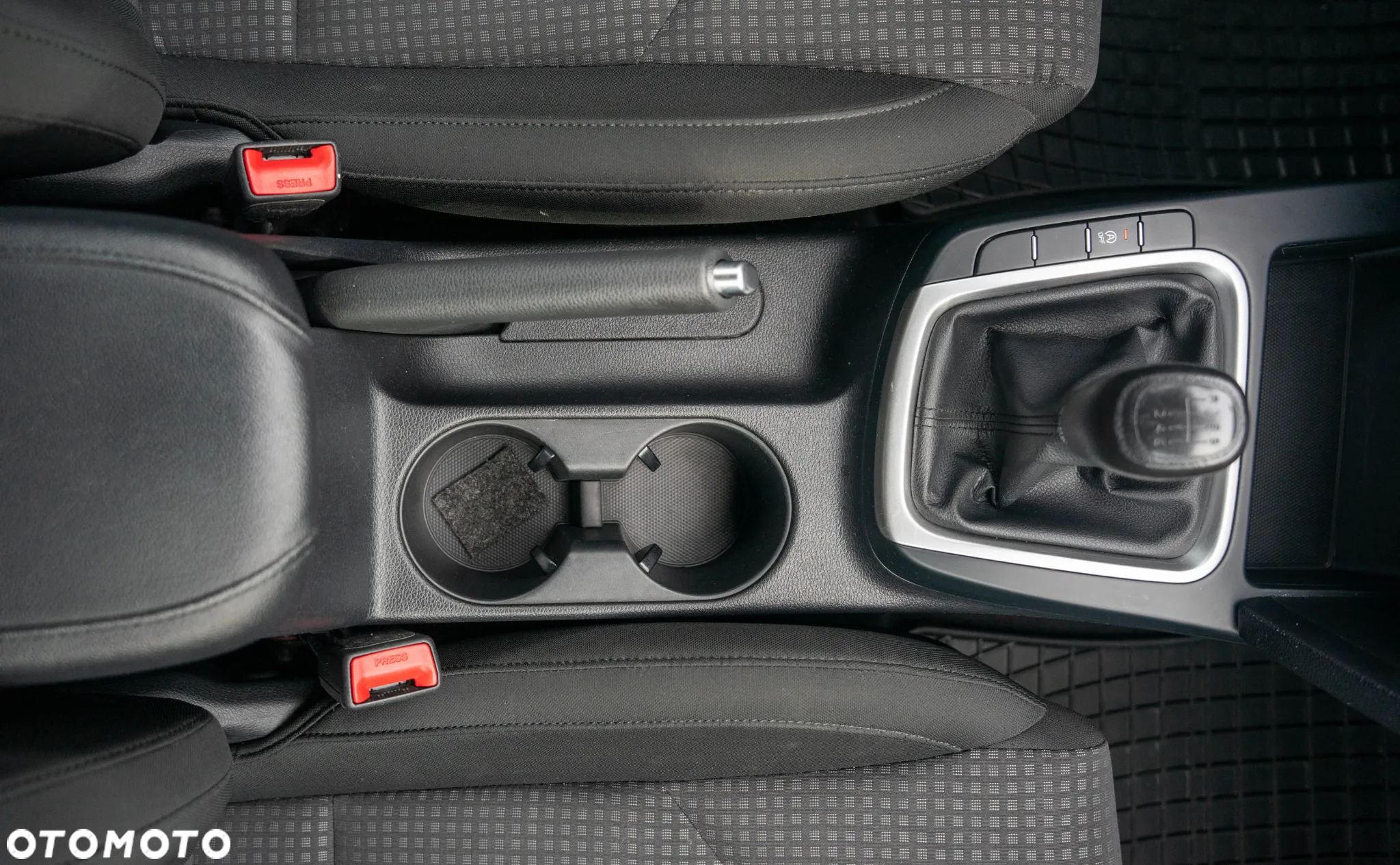 Kia Ceed 1.6 CRDi SCR S - 10
