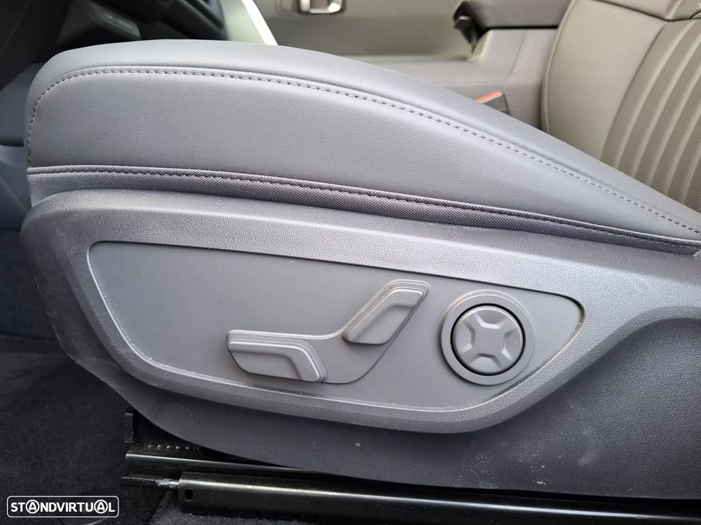 Kia Seltos 1.6 T-GDi X-Line 7DCT - 27