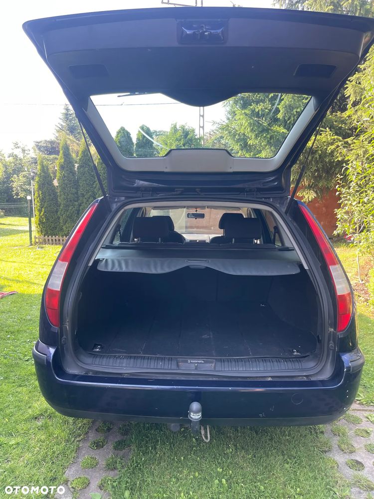 Ford Mondeo 1.8 Trend - 12