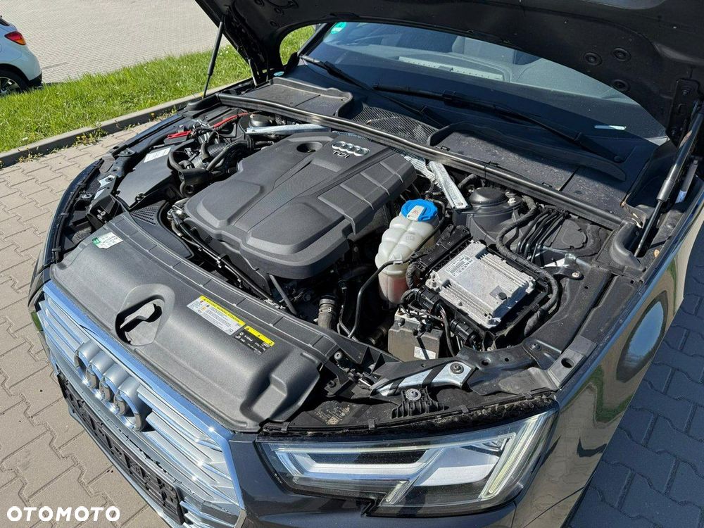 Audi A4 Limousine - 10