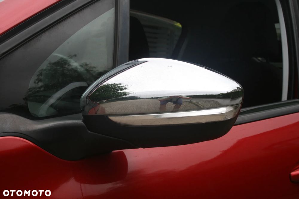 Peugeot 208 1.2 PureTech Allure - 17