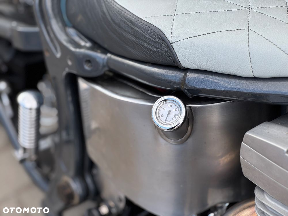 Harley-Davidson Softail Custom - 5