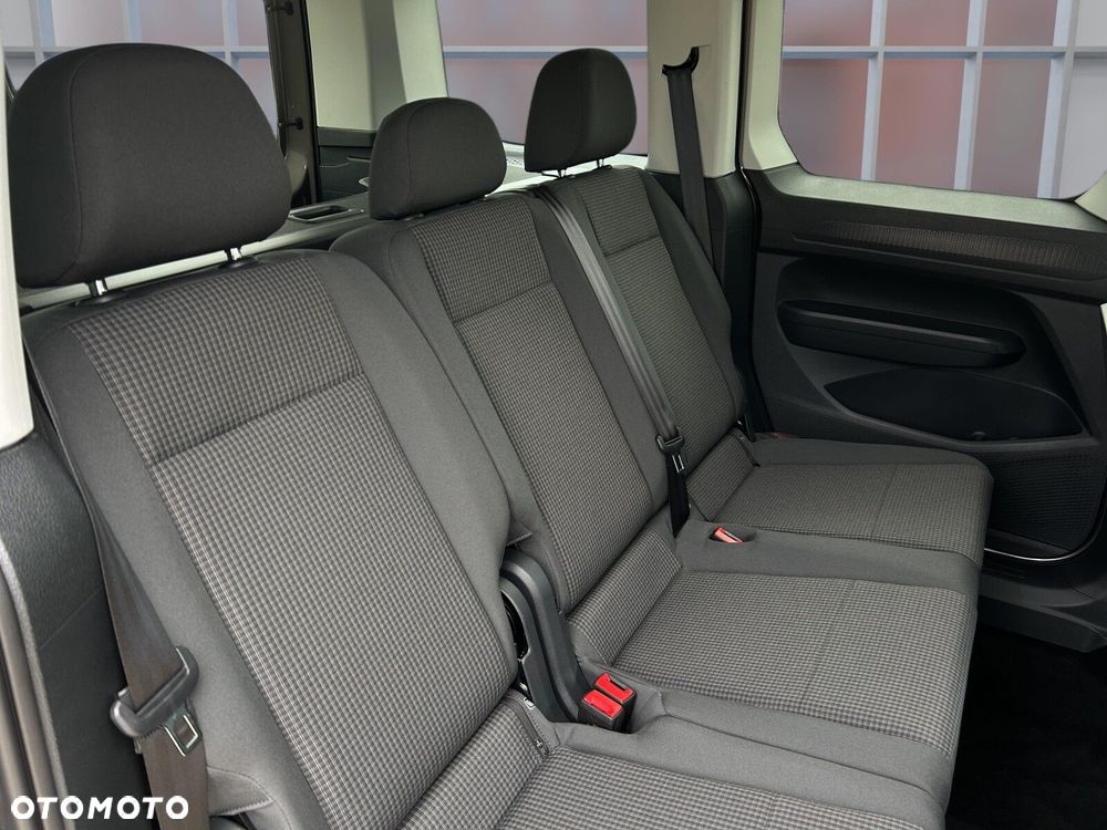 Volkswagen Caddy 1.5 TSI DSG - 18